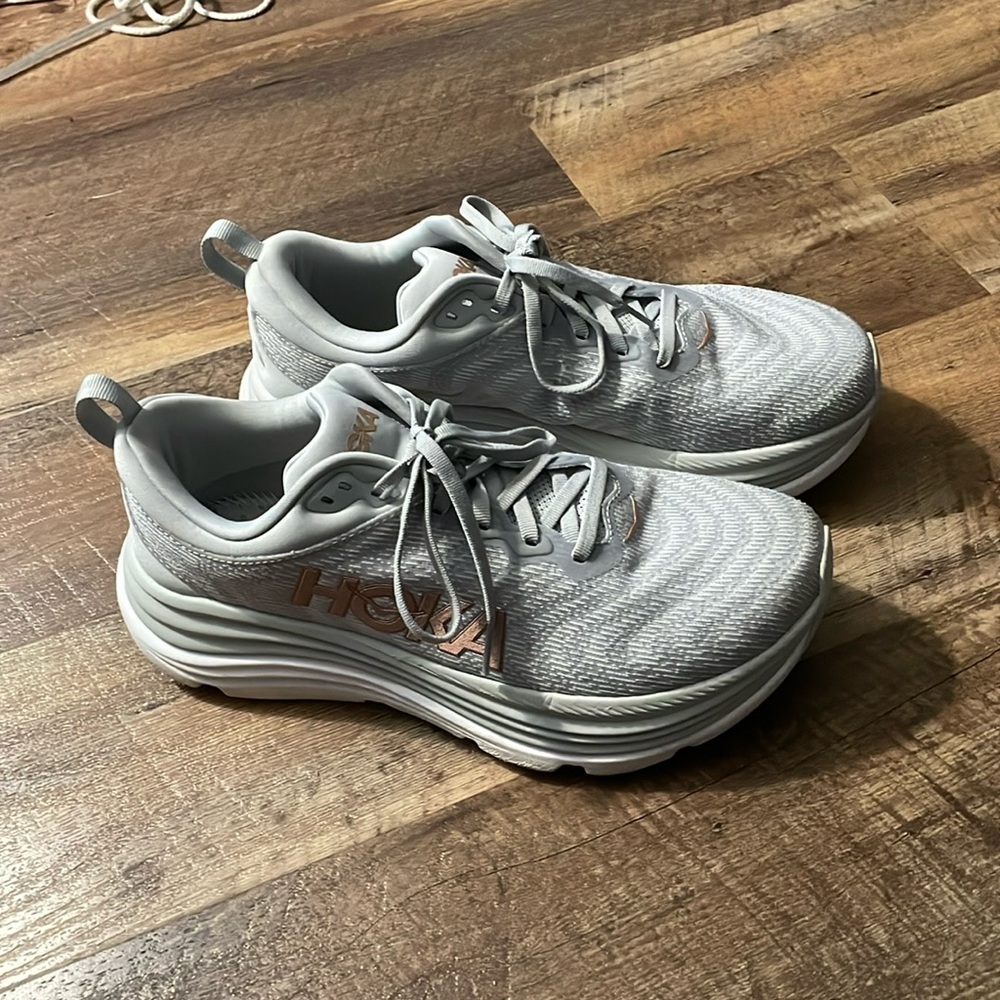 Hoka Women's Light Gray Athletic Running Shoes